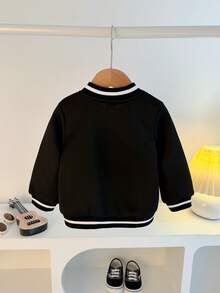 1pc Infant Toddler Spring/Autumn American College Style Baseball Jacket, Black Ribbed Striped Baseball Collar & Cuffs, Front Metal Snap Button Closure, 3D Flocked Large R Letter Patch On Chest, Loose Drop Shoulder Fit, Unisex Baby, Casual Everyday School & Outing Jacket - Black - View 3