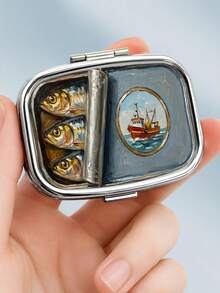 1pc Classic Open Sea Fish Pattern Fishing Boat Square Pill Box, Traditional Nautical Realistic Style, 2-Compartment Portable Storage Box For Bag Accessories And Supplements, Outdoor Portable Pill Box - Multicolor - View 6