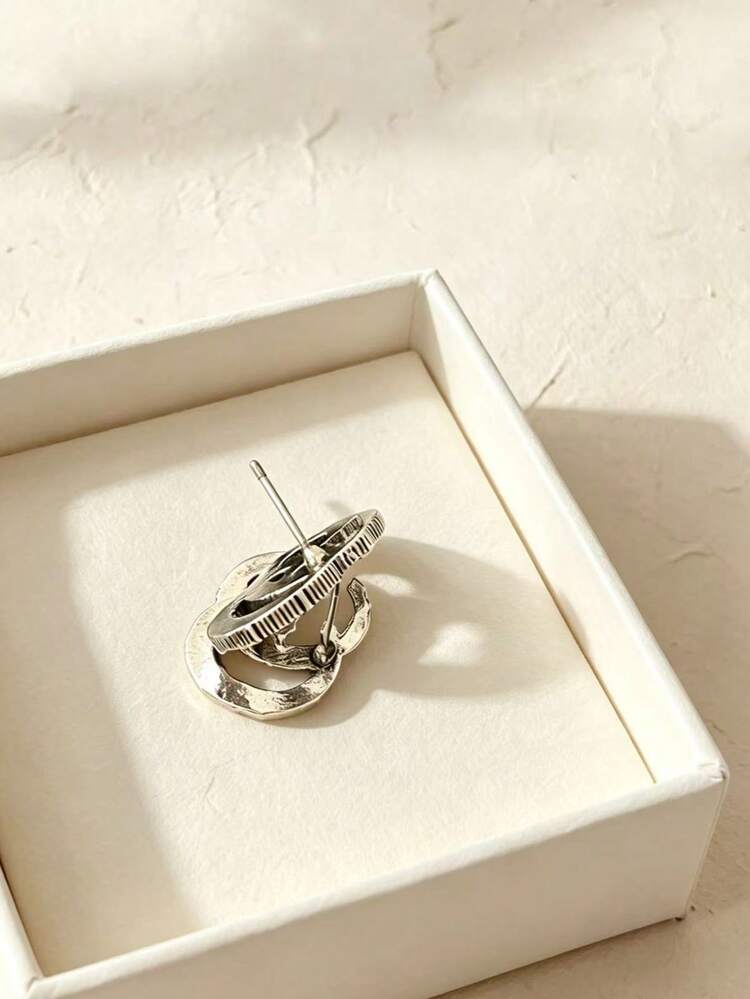 Light Luxury Vintage Letter Stud Earrings With Rhinestones, Minimalist Elegant Cold Style Earrings For Women - Diamond-encrusted Letter Earrings - View 5