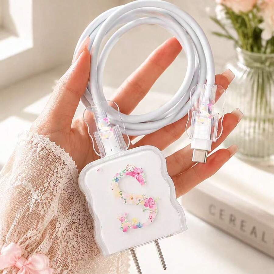 3 Paket Pelindung Pengisi Daya, Kompatibel dengan Perangkat Apple, Desain Gelombang Huruf, Desain Huruf S Minimalis, Casing Pelindung Kompatibel dengan Adaptor Pengisian Cepat 18W/20W, Aksesori Anti Gores, Hadiah untuk Teman, Hadiah Ulang Tahun - Tiga potong, gaya pastel - S - View 1