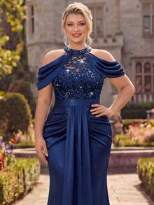 Große Größen Neckholder-Kleid mit Pailletten, Blumen-Spitze, Cut-out-Schulter, Cape-Ärmeln, Kontrastfarbe, plissiertem drapiertem Vorderteil, Satin, formelles Partykleid, elegant, Sommer - marineblau - Übersicht 7