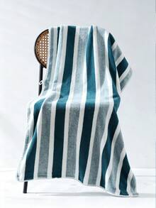 3/1pc 13.8*13.8in/16.5*27.6in/27.6in/27.6x55in Gradient Striped Coral Fleece Towel, Ultra Fluffy Thickened High Absorbent Quick Dry Face Towel, Hotel Spa Daily Shower Fitness Beach Travel Minimalist Modern Striped Bath Towel - Blue and White - View 14