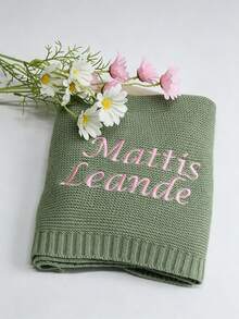 客製化刺繡針織毯，嬰兒車蓋毯，包巾，午睡毯，沙發披毯，個性化刺繡標誌，可機洗，可手洗（姓名/首字母/文字/日期/祝福），柔軟舒適，適合四季，居家、床鋪、旅行，情人節禮物，床罩，沙發毯，現代刺繡設計/午睡毯，便攜|時尚|柔軟觸感，週年紀念 - 彩色 - 查看 15