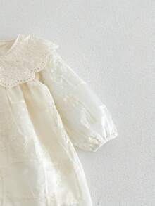 1pc Baby Girl Lace Peter Pan Collar Long Sleeve Soft Dress - Beige - View 4