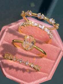 GARMEND 1 Set de 4 Anillos Minimalistas Superpuestos - Cubic Zirconia Brillante, Adecuado para Uso Diario y Fiestas - conjunto de cuatro piezas - Ver 1