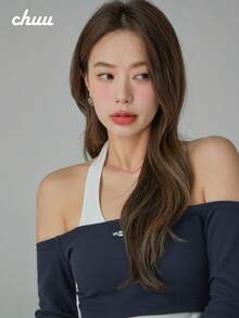 CHUU Sweet & Spicy 女款假兩件式長袖 T-shirt，秋季露肩短版上衣，獨特設計 - 藏蓝色 - 查看 4