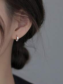 1 Pair Minimalist Mobius Geometric Copper Ear Cuffs Suitable For Women's Daily Commute Wear - Silver - View 7