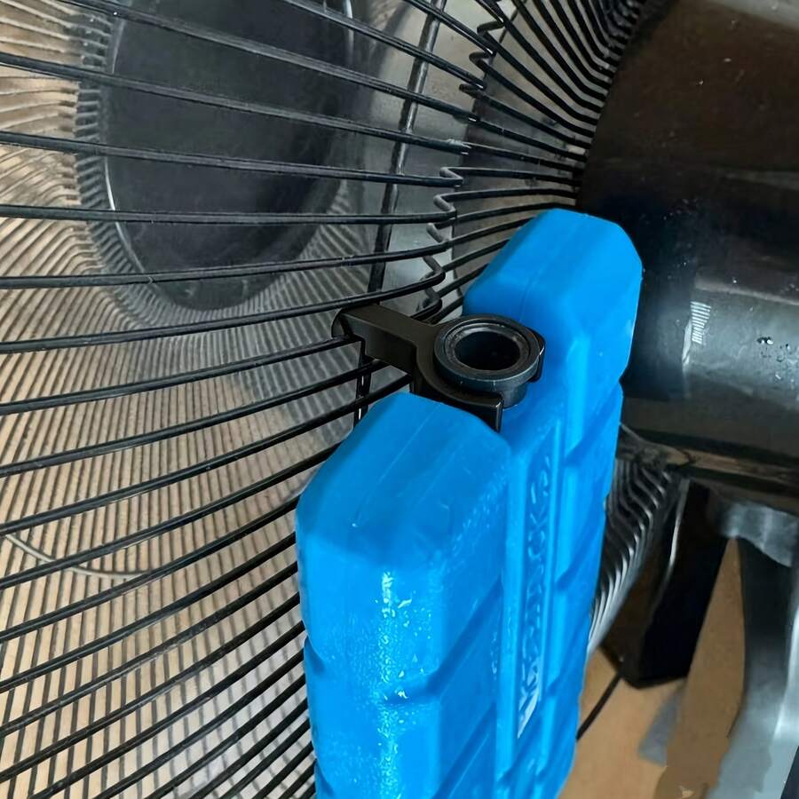 4件裝可重複使用冰袋固定架,可輕鬆安裝於電風扇背面,適合炎熱夏季無冷氣環境使用 - 多色 - 查看 1