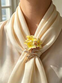 1pc Premium Yellow Flower Brooch, Fashionable Creative Versatile Women's Clothing Accessory Corsage - Yellow - View 2