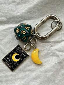 Tarot Card Dice Pentagram Keychain, Poker Card Halloween Vintage Phone Charm, Classic Multi-Sided Dice Star Keychain, Vintage Tarot Card Phone Bag Keychain, Multi-Functional Pendant Couple Bag Charm - Multicolor - View 2