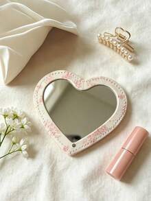 L'Occitane Heart-Shaped Floral Pattern Single-Sided Handheld Mirror, Portable Pocket Makeup Mirror, Suitable For Daily Touch-Ups, Travel, Birthday And Holiday Gifts LOCCITANE-GIFT-31 - Light Pink + White - View 3