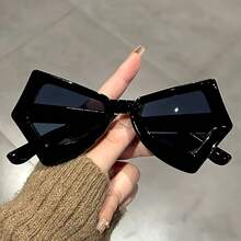 Black Frame, Black and Gray Sheet