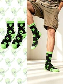 1/3 Pairs Street Style Alien Print Mid-Calf Socks, Unisex, Black And Green Contrast Color Alien Head Pattern, High Elasticity, Moisture-Wicking, Casual Socks, Hip-Hop Style, Matches Cargo Pants And Sneakers, All-Season Wear - Multicolor - View 1