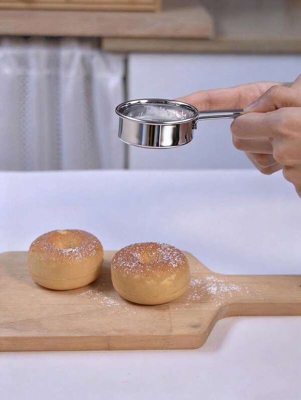 1pc Stainless Steel Powdered Sugar Shaker Back To School
