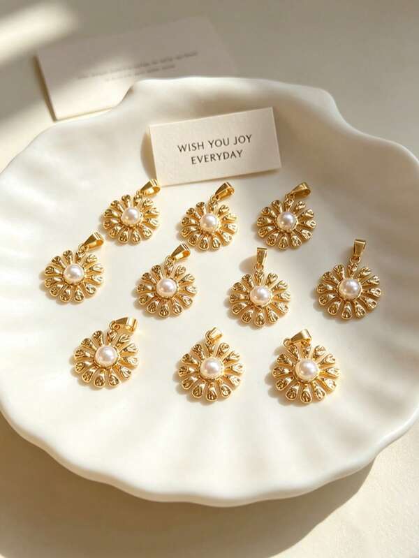 10pcs French Vintage Petal Daisy DIY Stainless Steel Pendant, Suitable For Spring/Summer Outfits, Campus Daily, Gentle Date, Beach Picnic, Garden Party, Valentine's Day Gift, Waterproof And Sweat-Resistant Stainless Steel Handmade Necklace, Lawn Wedding, Office Commute, Birthday Party, Couple Date, Mother's Day Gift