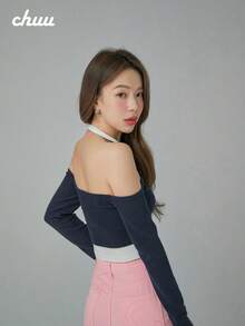 CHUU Sweet & Spicy 女款假兩件式長袖 T-shirt，秋季露肩短版上衣，獨特設計 - 藏蓝色 - 查看 5