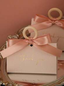 20pcs Wedding Favor Candy Boxes, Embossed Pattern Elegant Gift Boxes With Handles And Ribbons, Plastic Rings, Wedding Decor, Home Decor, Room Decor, Party Favors, Bridal Birthday Decor, Party Decor, Gift Bags - Pink - View 3
