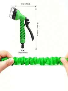 Tuyau d'arrosage extensible avec pistolet de pulvérisation multifonction - Tuyau en PE souple et durable, convient pour le lavage de voiture, l'arrosage de la pelouse, le bain des animaux de compagnie, etc. - Comprend une buse réglable - Utilisation toute saison - Outil d'arrosage de jardin - Design de tuyau - Connecteurs robustes - Tuyau d'arrosage à triple expansion - Voir 8
