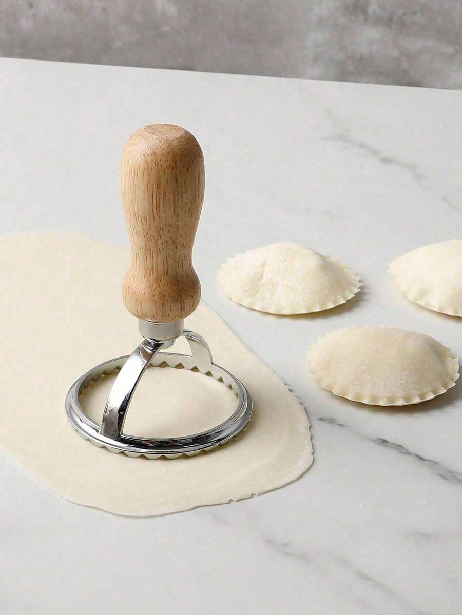 Madebyblanc 1 Pieza Molde Redondo De Dumplings, Molde Prensador De Pasta Con Mango De Madera Para Cocina - Plateado - Ver 1