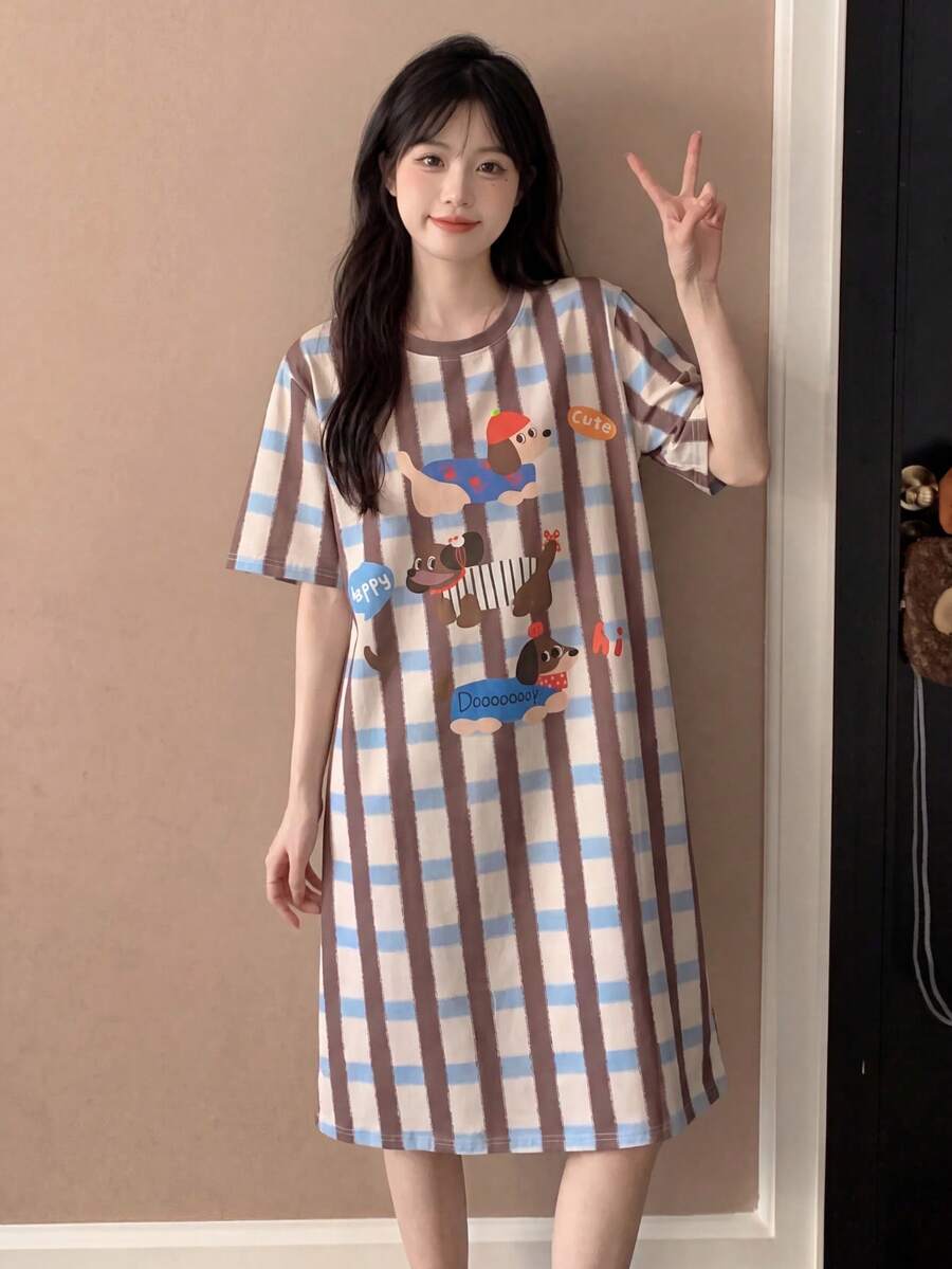 格子印花圆领女士睡袍，休闲轻薄短袖家居服，适合春夏穿着