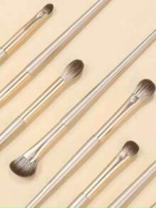 8pcs Champagne Gold Eyeshadow Brush Set Random, Soft Makeup Brushes, Eye Makeup Brushes, Beginner Nose Contour Blending Brush, Fine Eyeliner Brush, Angled Brow Brush, Makeup Tool Set - Gold - View 4