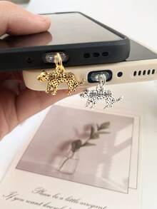 1pc Vintage Leopard Print Phone Dust Plug Pendant, Compatible With Lightning/Type-C Interface, Aesthetic Animal Phone Accessory - Gold - View 5