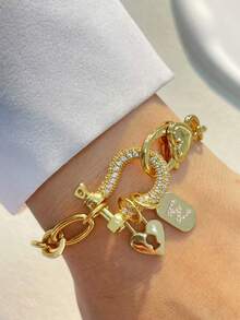 1pc Gold Diamond Horseshoe Buckle Letter Bracelet, A-Z Letter Lock Bracelet, Diamond Letter Double Buckle Chain, Stainless Steel, Unique Luxury Chain - Yellow Gold - View 23