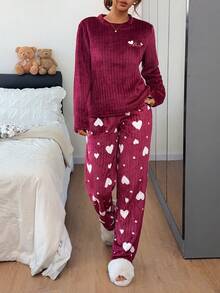 Dreamivo Flannel Heart-Shaped Long Sleeve Top And Pants Warm Pajama Set, Autumn/Winter Wear, Comfortable - Burgundy - View 4