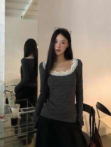 Atasan Wanita Lengan Panjang Model Base Layer 2026 Terbaru Musim Semi, Kaos Bergaris Hitam dengan Desain Renda Pas Badan - Hitam - View 10