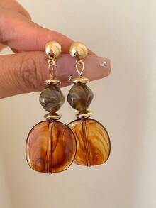 1 Pair Vintage Personalized Resin Marbled Asymmetrical Geometric Round Pendant Stud Earrings - Geometry - View 2