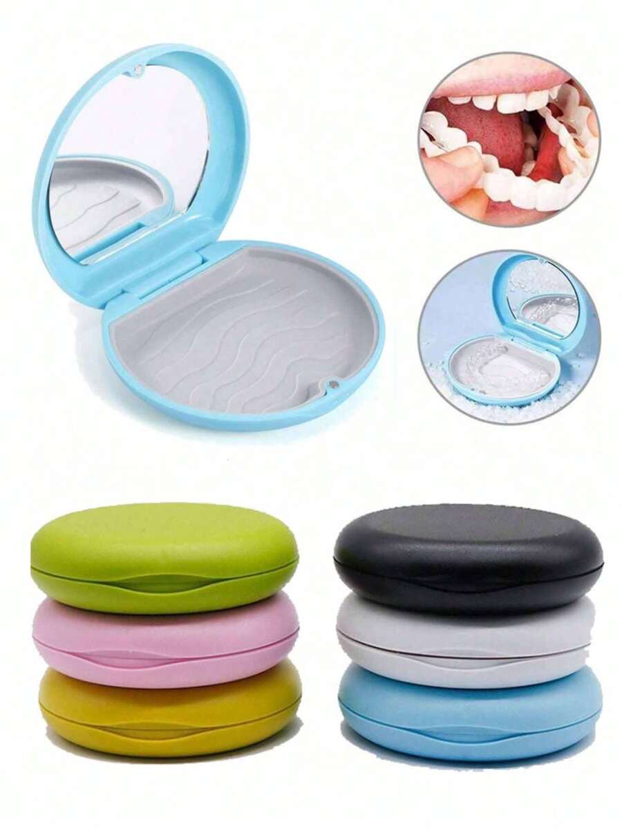 Hộp đựng răng giả đa năng có gương tích hợp và khóa nam châm, phù hợp dùng trong phòng tắm và tiện lợi khi đi du lịch. Bạn cũng có thể mua riêng dụng cụ tháo khí cụ chỉnh nha và hộp đựng chỉ nha khoa.