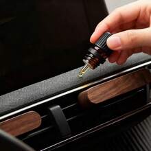Clip d'aromathérapie en bois de noyer pour aération de voiture, diffuseur de parfum, comprend 10 bâtonnets aromatiques de rechange, appareil d'aromathérapie portable à clipser sur l'aération, accessoire de décoration intérieure de voiture fraîche, convient pour berline, SUV et camion - Taille Unique - Voir 6