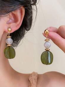 1 Pair Vintage Personalized Resin Marbled Asymmetrical Geometric Round Pendant Stud Earrings - Geometry - View 11