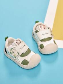 1 Pair Little Girls Soft Sole Fashionable Versatile Anti-Slip Outdoor Sports Shoes - Green - View 4