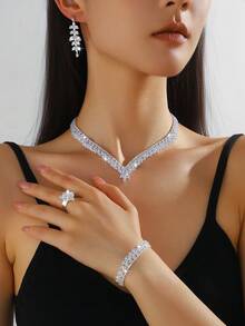 Conjunto de collar de lujo con forma de V y strass completo, collar de novia de boda de circonita + pendientes + anillo + pulsera, accesorios para vestido de banquete - Plateado - Ver 6