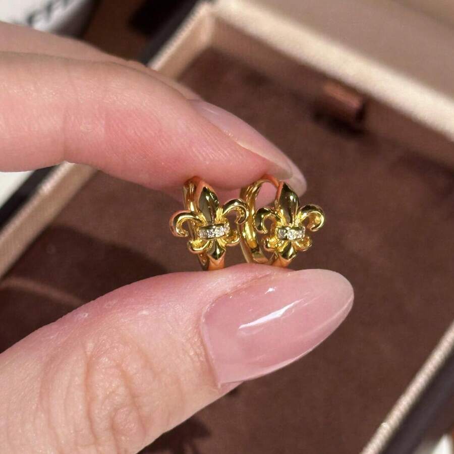 1件時尚個性簡約小眾百搭精緻奢華高端鳶尾花圓環耳環,適合女性日常配戴 - 金色 - 查看 1