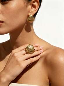 French Ins Style College Girl Gentle Soft Multi-Style Stud Earrings, Glossy Twisted Rope Wreath, Spiral Sun, Scallop, Polished Metal Texture, Daily Luxury Jewelry Comfortable For All-Day School Wear, Accessories Can Be Worn Individually Or Paired With Necklace, Bracelet, Pendant For Affordable Outfit, Suitable For Beach Vacation, Campus Daily, Wedding Banquet, Back To School Season Gift, Wedding Season Gift - Multicolor - View 2