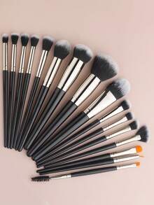 ronshadow Conjunto de 16 Pincéis de Maquiagem Preto & Prata, Pincel de Pó Redondo Grande, Base, Blush, Iluminador em Leque, Pincéis de Sombra Multitamanho, Corretivo, Pincéis de Sobrancelha, Cerdas Macias Amigáveis à Pele, Kit Completo de Ferramentas de Maquiagem de Base & Cor para Iniciantes, Uso Diário e Encontros - Preto - Visão 10