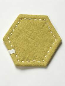 1Pc Hexagonal Fabric Coaster, Heat Resistant Non-Slip Absorbent Drink Mat, Navy Blue Table Protector For Coffee Tea Mug, Minimalist Home Kitchen Dining Decor, Holiday Gift For Christmas Halloween Thanksgiving. Room Decor - Multicolor - View 9