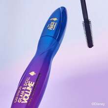 Catrice كاتريس ديزني أليس في بلاد العجائب جلام & دول ماسكارا الرموش حجم مضاعف مقاوم للماء C01 البحث عن بلاد العجائب 10 مل - ريميل، فرشاة من الإلاستومر - الأسود - مشاهدة 6