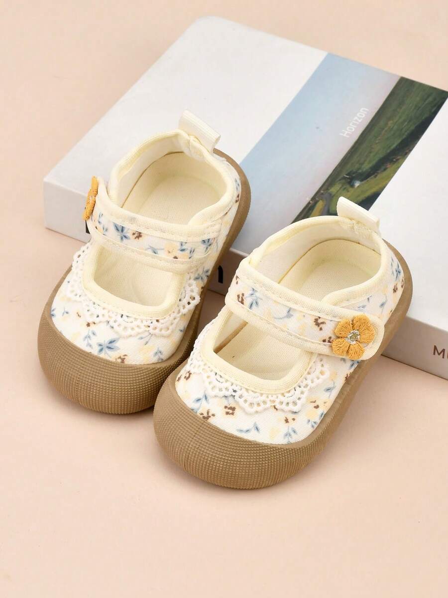 1 Pair Beige Floral Decor Ruffle Edge Baby Sneakers, Suitable For Autumn Indoor And Outdoor Wear - Beige - View 1