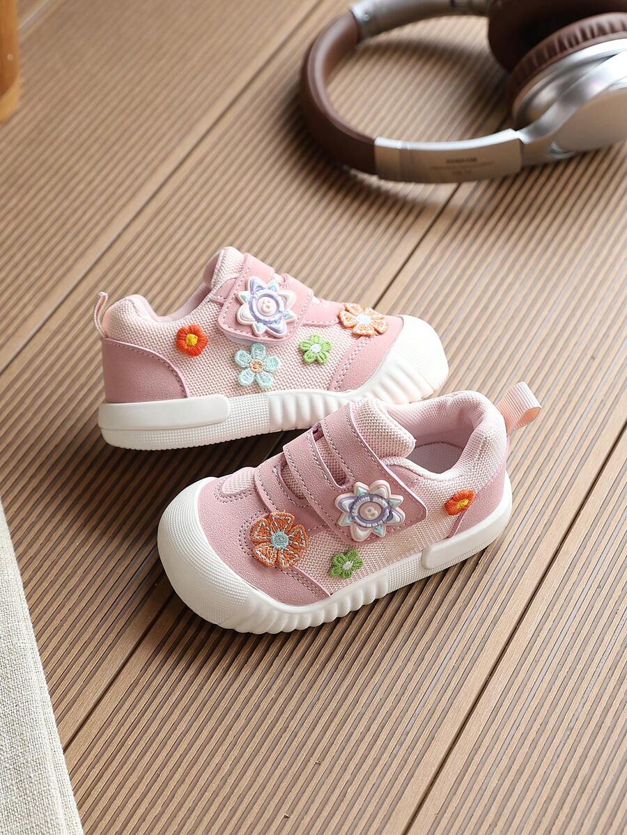 1 Pair Baby Girl Soft Sole Walking Shoes, Spring/Summer Cartoon Closed-Toe Shoes - Pink - View 1