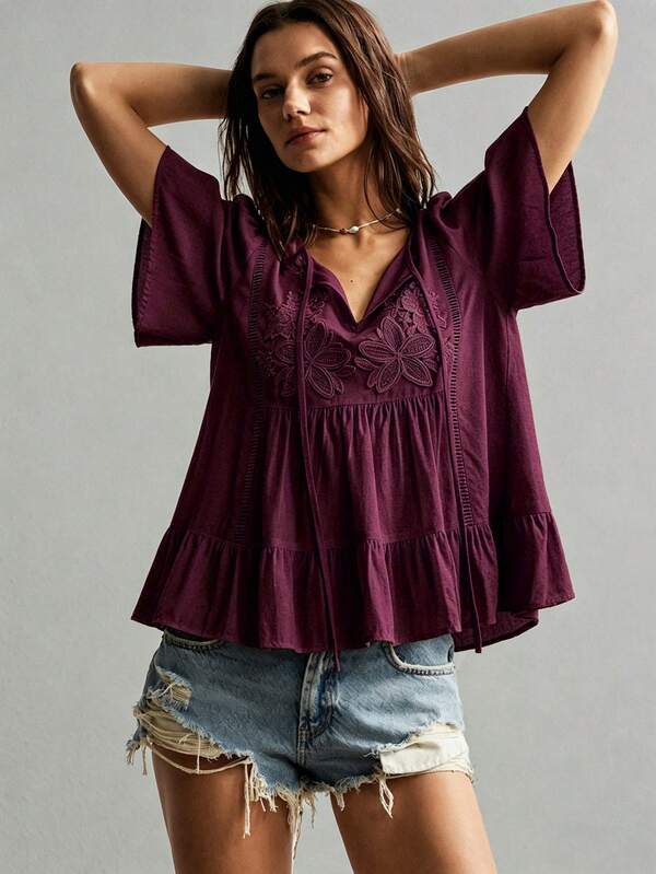 Rusttydustty Top de vacances d'été pour femme grande taille, style bohème, rouge violet, en dentelle brodée, col en V, ample, avec manches à volants
