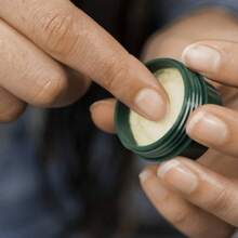The Body Shop Shea Lip Butter 10ml - Honey - View 8