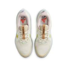 NIKE COSMIC RUNNER 女款新款多功能休閒運動跑鞋 緩震耐穿輕量舒適低筒 IB8887-130 - 彩色 - 查看 3