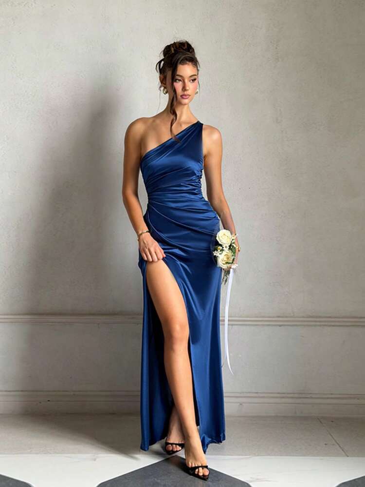 Women's Summer Blue One-Shoulder Ruched Elastic Slit Party Dress, Elegant Evening Gown For Gatherings, Balls And Graduation Season