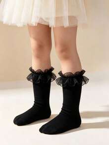 1 Pair Girls Solid Color Ruffle Trim Cute Casual Mid-Calf Socks, Soft Breathable Ruffle Socks For Girl, Suitable For Fall Winter Black Lace Socks - Multicolor - View 4