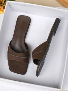 Women's Flat Sandals 2026 Spring/Summer New Versatile Soft Sole Beach Slides Fashion Roman Sandals Plus Size Women's Shoes 41-43 - Dark Brown - View 2