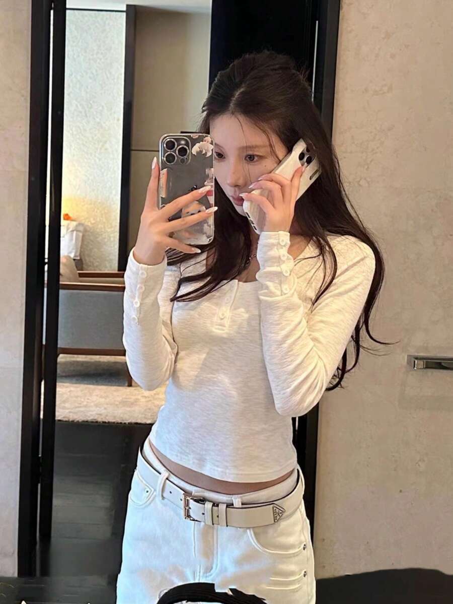 女款U領修身顯瘦長袖打底T恤,2026年秋季新款 - 白色 - 查看 1