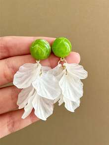 1 Pair Fashion White Matte Petal Tassel Earrings For Women And Girls, Party, Vacation, Banquet, Travel, Jewelry Gift, European And American Style Dangle Earrings - White - View 7